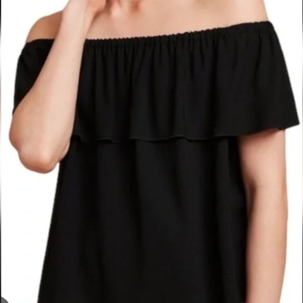 Aritzia wilfred promener off the shoulder top